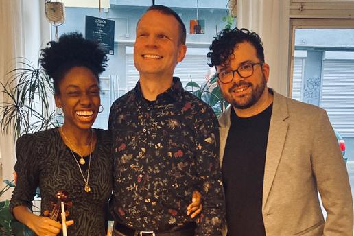 Klaviba ft Claudia Ramos Barreto